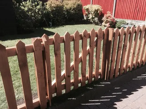 Picket fencing picket fencing